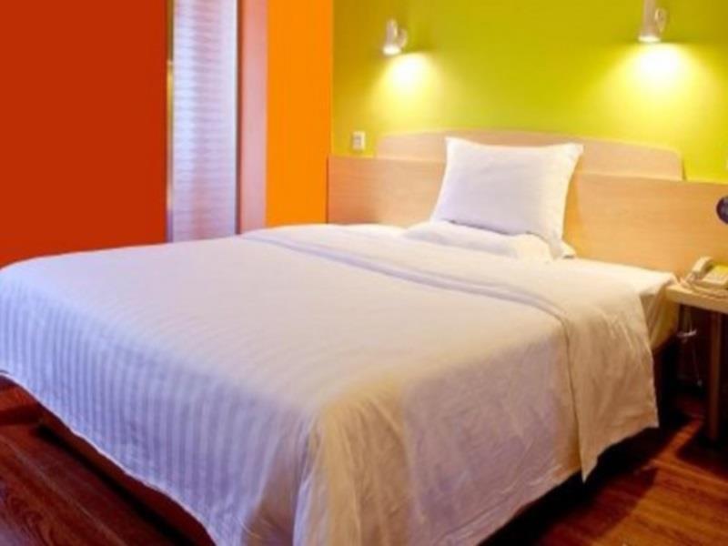 7Days Inn Qingdao Liuting Airport Экстерьер фото