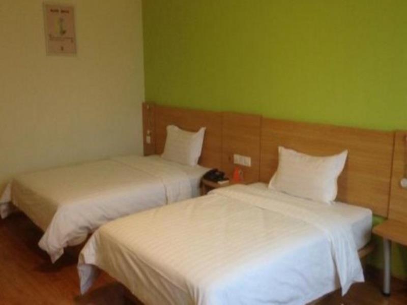 7Days Inn Qingdao Liuting Airport Экстерьер фото